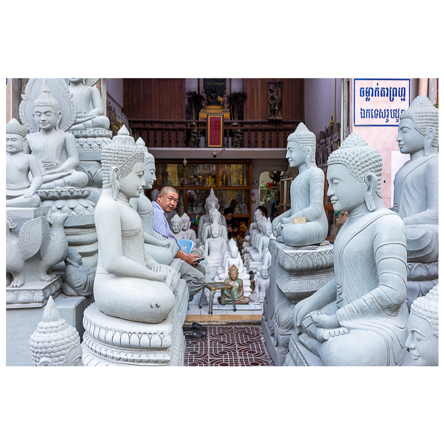 Statue seller Phnom Penh